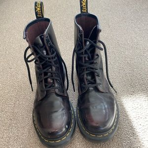 Dr. marteens women lace up boots